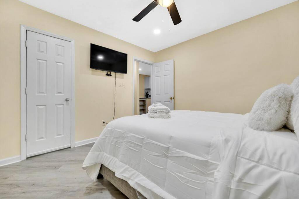 Cozy 2 Bedroom Pineville-Matthews Duplex Sleeps 8 Charlotte Dış mekan fotoğraf